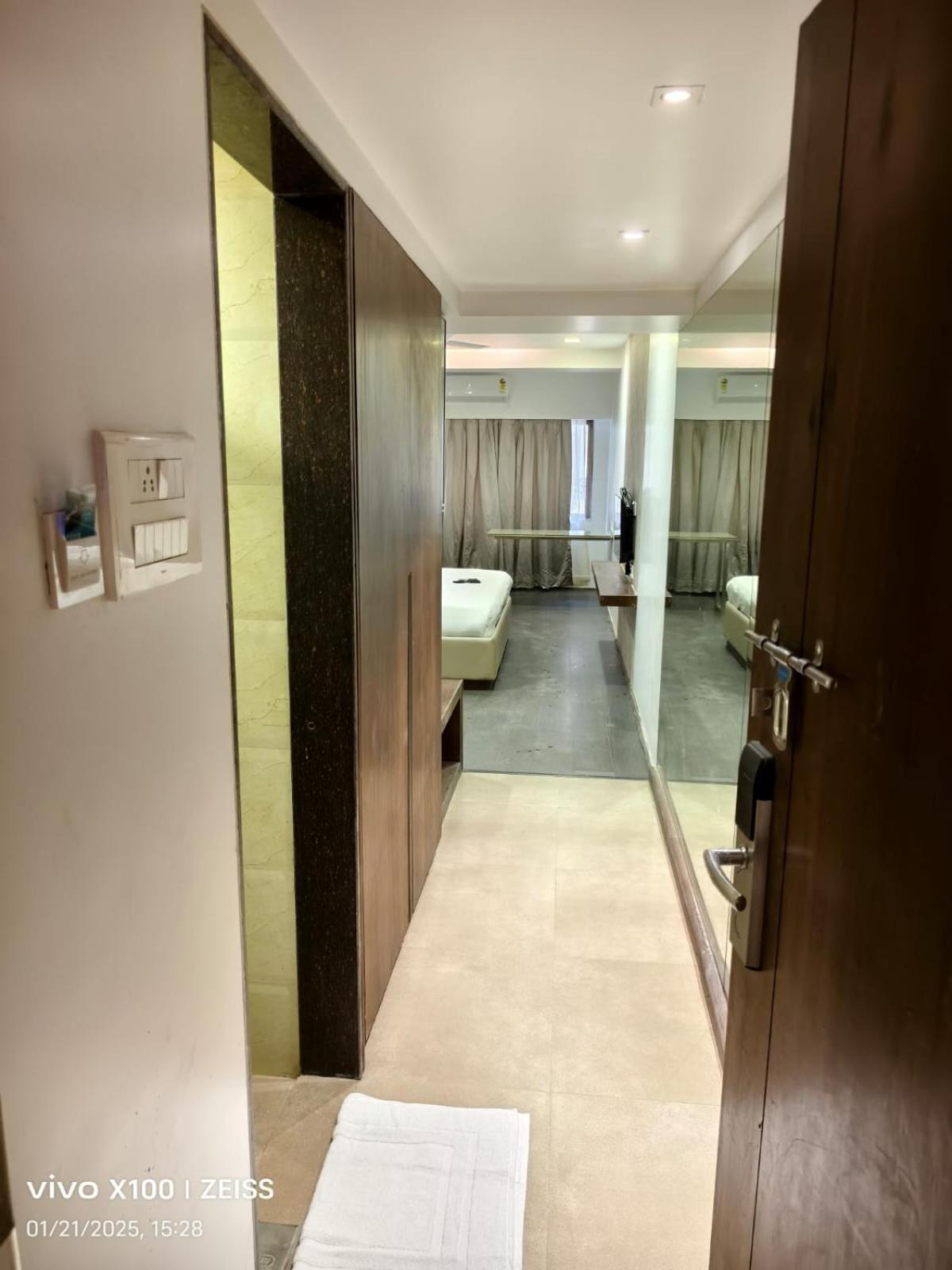 Hotel Dakshin Grandeur Navi Mumbai Exterior photo