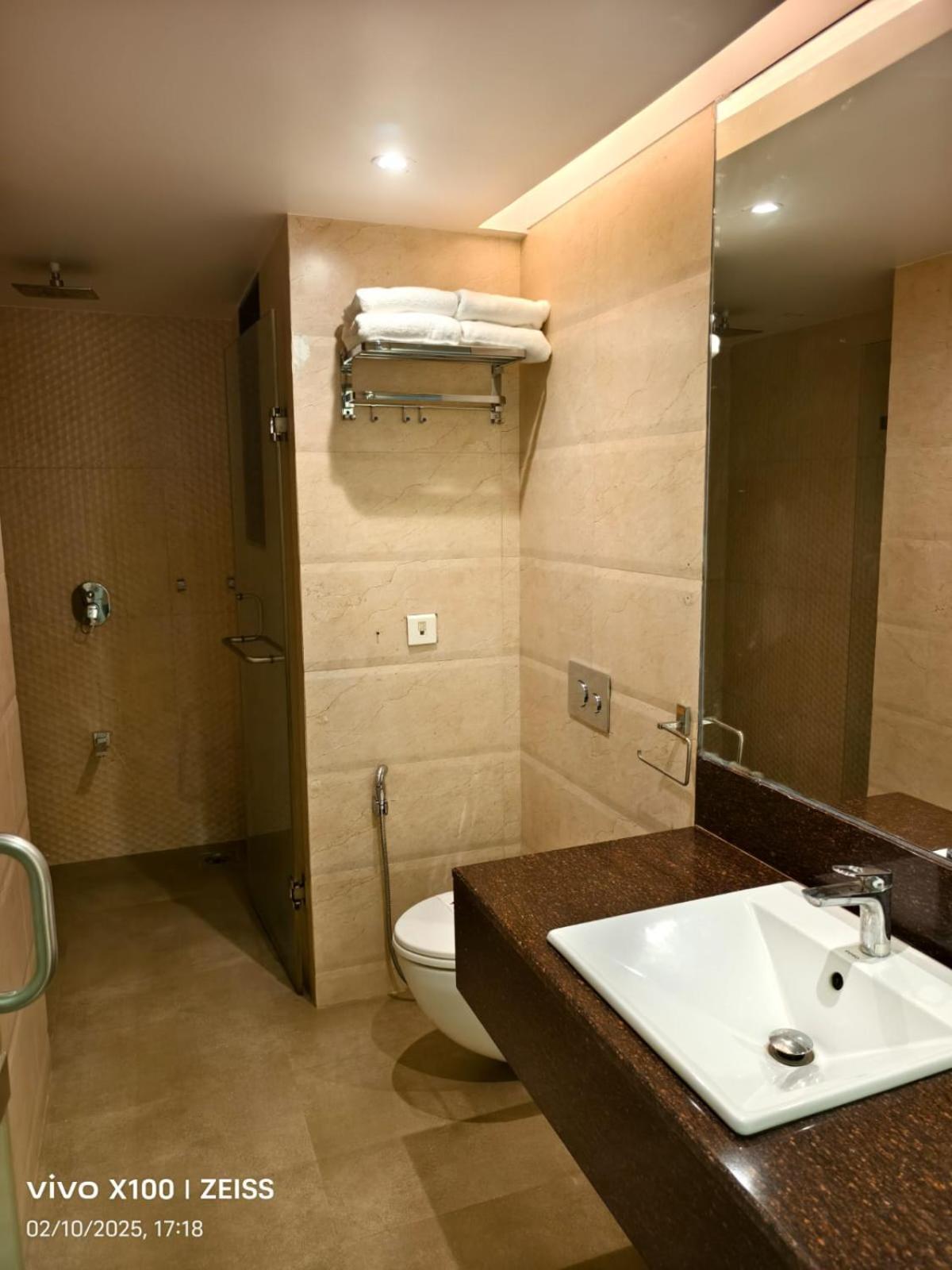 Hotel Dakshin Grandeur Navi Mumbai Exterior photo