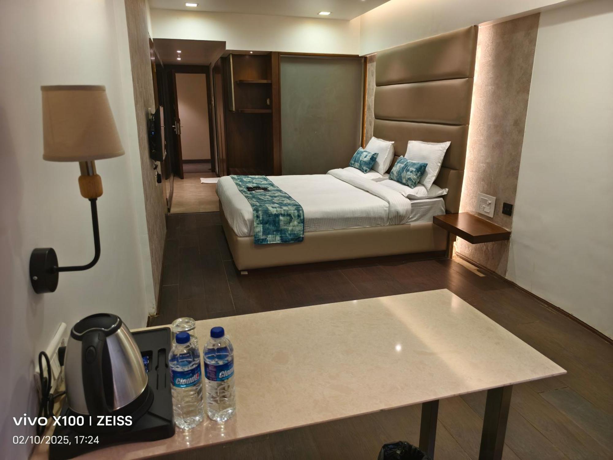 Hotel Dakshin Grandeur Navi Mumbai Exterior photo